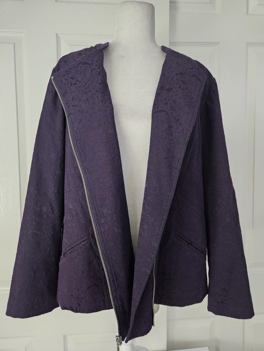 Chico's Embossed Textured Jacket - Picture 4 of 7